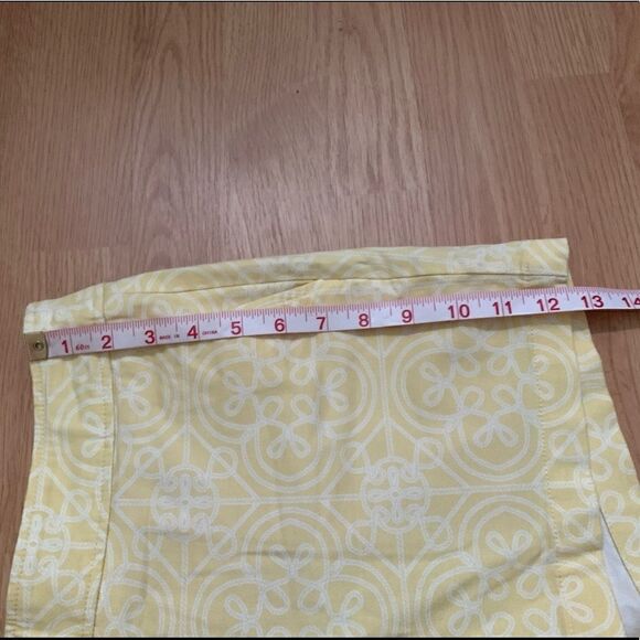 Juniper + Lime Yellow and White Geometric Shorts - Picture 9 of 10